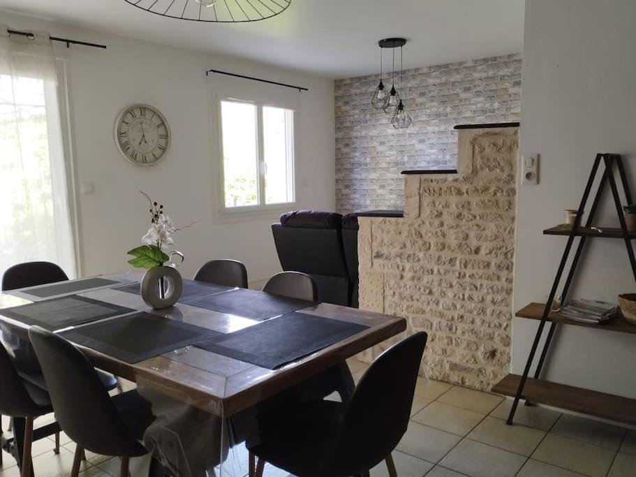 Gite Le Vieux Moulin Sansais Eksteriør billede